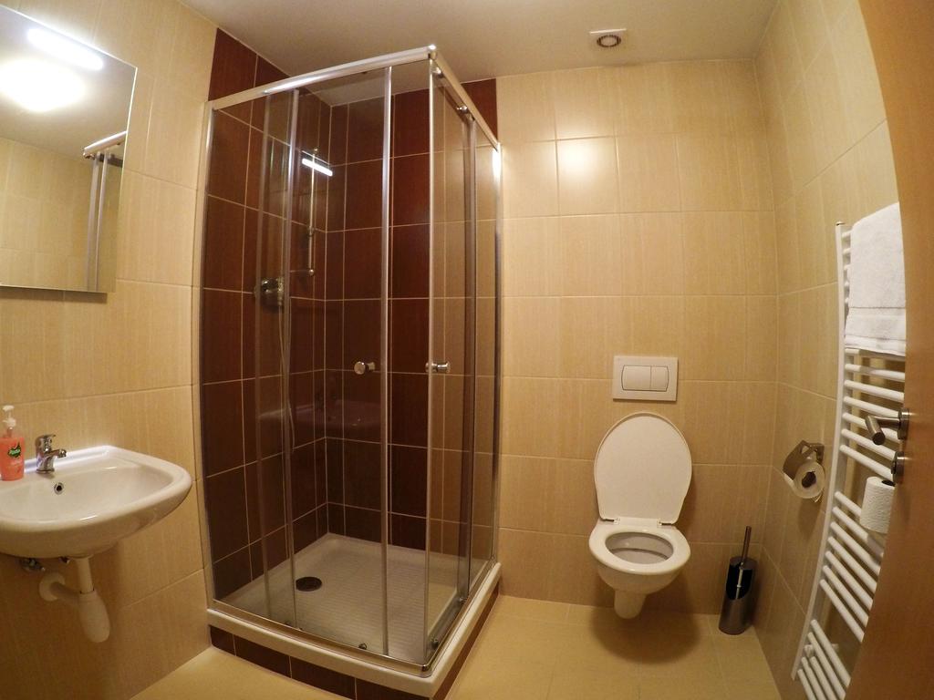 Penzion U Tri Statkaru Dobris Extérieur photo