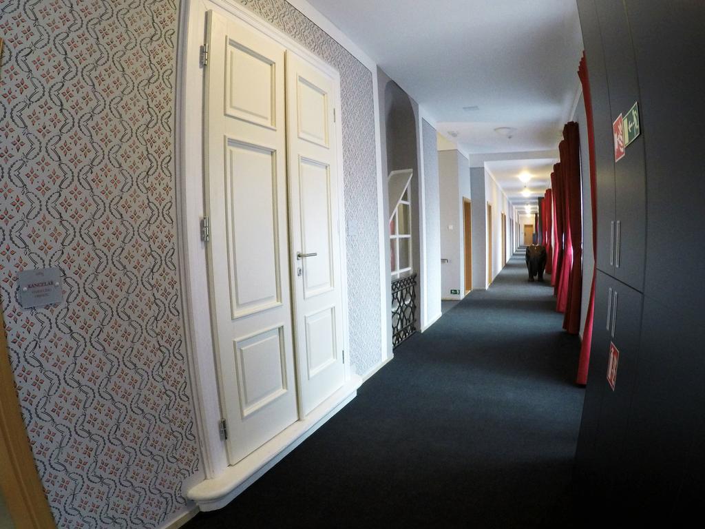 Penzion U Tri Statkaru Dobris Extérieur photo